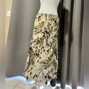 Heidi Weisel Beautiful Silk Skirt. Flowy and beautiful fit